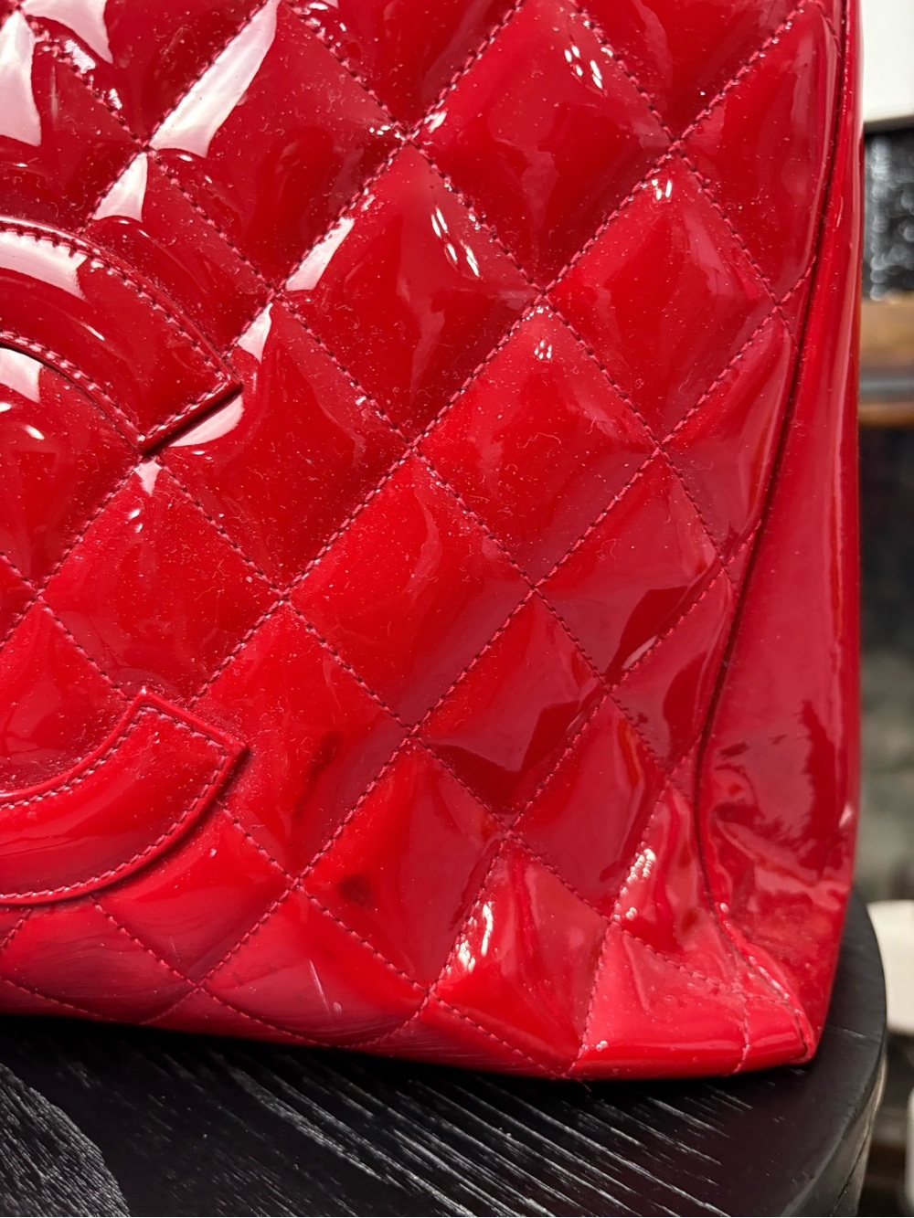 CHANEL Red Quilted Patent Leather Grand Shopping Tote with Double-C Logo - Picture 2 of 15